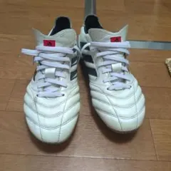 adidas ホワイト スパイクシューズ COPA