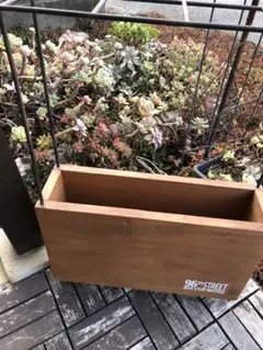 ⭕ジャンクガーデンの演出用 　サビサビ　鉄錆物　ブロカント　多肉&セダム　古道具 ジャンクガーデンの演出用 花台 鉄錆物 ブロカント 多肉&セダム 古道具