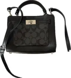 COACH ショルダーバッグ　ブラック