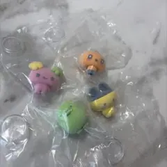 カプセルフロッキーズ　たまごっち　4個セット