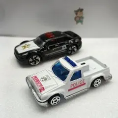 当時物　中国製　ミニカー 警察車両　2台セット販売