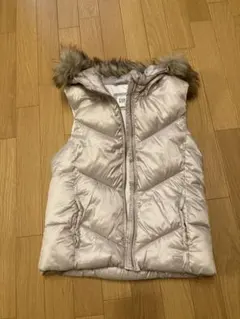 GAP ベージュ ダウンベスト ファー付き　150