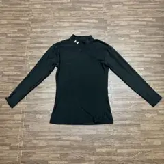 アンダーアーマー　スポーツウェア　アンダーシャツ