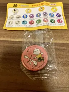 【未開封】くら寿司 スヌーピー 缶バッジ チャーリーブラウンのサムネイル