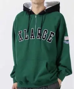 XLARGE グリーン フード付きパーカー