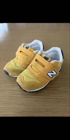 New Balance 373キッズシューズ イエロー 14.5cm