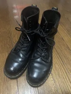 Dr.Martens 8ホール