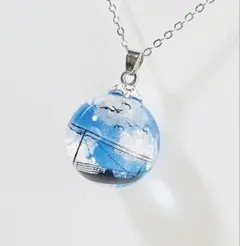 No.57 青空を閉じ込めたレジンネックレス・キーホルダー