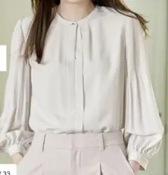 【美品】【洗濯機可／２ＷＡＹ】プリーツスリーブブラウス ベージュサイズ４（XL）