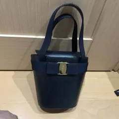 Ferragamo フェラガモ ヴァラリボン バケツ型 ハンドバッグ ボルドー 