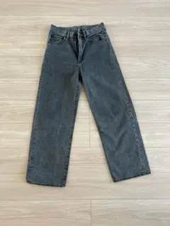 GU グレー ワイドデニムパンツのサムネイル