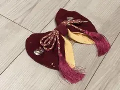 リボン型髪飾り 赤紫色と金色