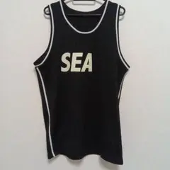 SEAロゴ入り黒タンクトップ