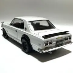 アオシマ 1/24 日産 ローレル c33 完成品 - メルカリ