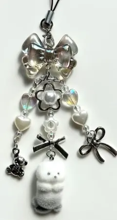 ハンドメイド　ストラップ　ビーズ　コレクトブック　y2k 韓国　ラッコ　ブラック