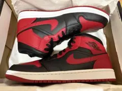 Jordan 1 Mid Bred ジョーダン1 ミッド　ブレッド　新品のサムネイル