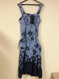 LA DUREE 新品タグ付き ワンピースのサムネイル