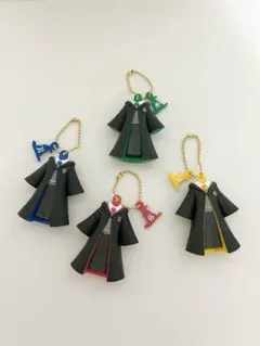ハリー・ポッター ローブキーホルダー4個セット