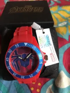MARVEL スパイダーマン 腕時計 赤 アベンジャーズ インフィニティウォー