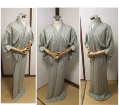 着物　きもの　絹　縞　蒸栗色　袷　広衿　仕付け糸付き　舞踊　衣装　和装のサムネイル