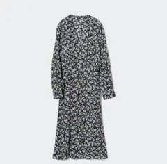 プリントVネックフレアワンピース　丈短め