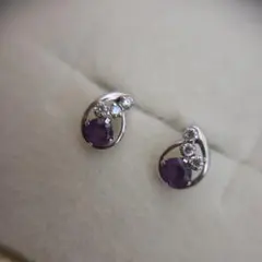 K10WG しずく アメジスト ジルコニア ピアス
