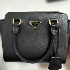 定価約30万】ほぼ未使用品PRADAサフィアーノレザー ビジネストート 