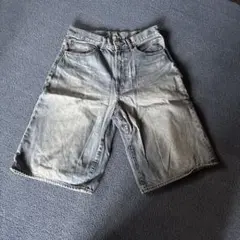 GU 薄いデニム ショートパンツ S
