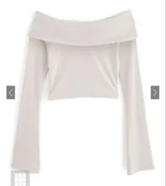 オフショルフレアスリーブテレコトップス　オフショルダー　ホワイト