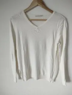 レディース ホワイト Vネック ニット 長袖 トップス Mサイズ