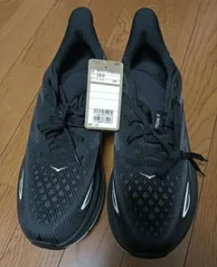 HOKA CLIFTON 9 新品 メンズスニーカー 28.0cmのサムネイル