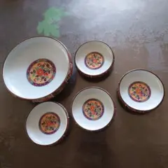 有田焼　吾山窯　金彩　大皿一枚　取り皿四枚セット