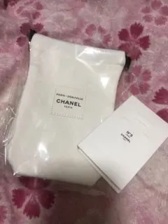 シャネルNo.5とポーチ（ノベライズ）