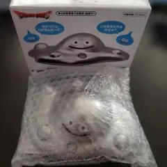 ドラゴンクエスト　センサー付き逃げ出す！はぐれメタルフィギュア