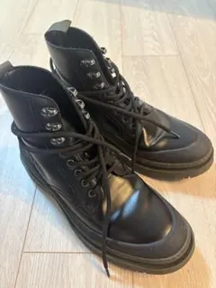 ZARA メンズ レースアップブーツ ブラックのサムネイル
