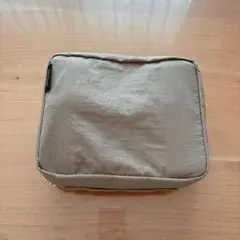 bon moment ボンモマン　フック付きトラベルポーチ　吊り下げ　グレー