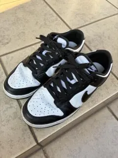 NIKEダンクLOW箱付きのサムネイル