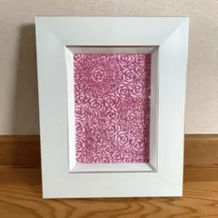 ピンクのバラデザイン アート　切り絵　ピンク　美