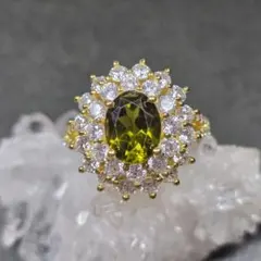 pt900グリーンストーン プリンセスモチーフ ネックレストップ - メルカリ