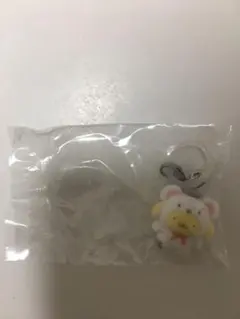 サンリオ　ふわふわスノー　めじるしアクセサリー　ポムポムプリン