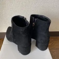 ブラックスエードショートブーツ