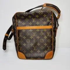 Item thumbnail for item 9cbfb3d7-6094-4920-92ce-dacc56542e68