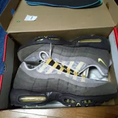 Item thumbnail for item 2ee8b907-5573-4176-947b-22312a8e563c