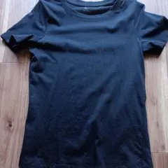 earth　ｔシャツ 半袖　紺のサムネイル