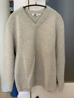 UNIQLO Vネック　Sサイズ　リブ編みニットセーター