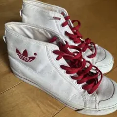 adidas ハイカットスニーカー ホワイト レッドのサムネイル
