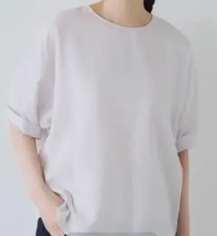 北欧暮らしの道具店 「涼しさも、品のよさも」きれい色のTシャツ
