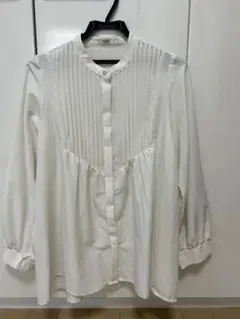 a.v.v アーベーベー ピンタックフレアブラウス