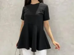 夏コーデプルミエアベニールエトワールペプラムヘム 半袖トップス ブラックのサムネイル