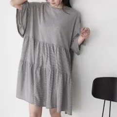 【forksy.】細ピッチボーダー ティアード 半袖チュニックTシャツのサムネイル